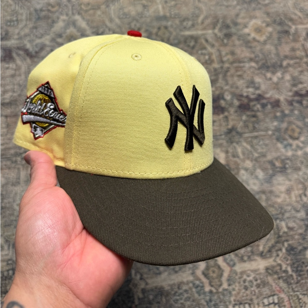 Lids HD yankee fitted ( ice creamm Sunday ) inspired size 7 1/2 
Worn 1x